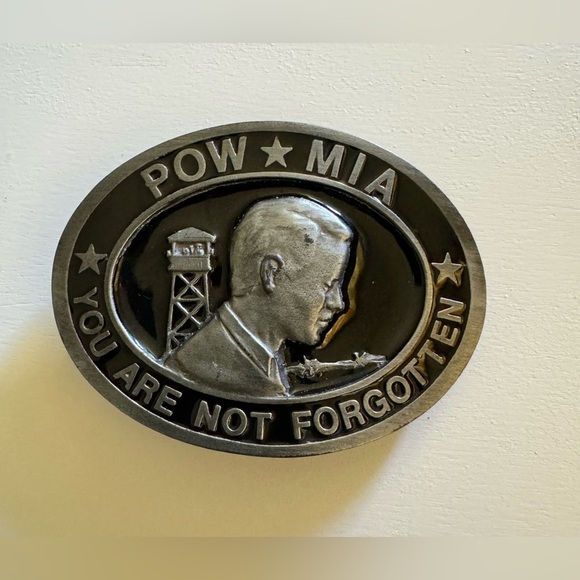 POW MIA You Are Not Forgotten Belt Buckle - Picture 1 of 4